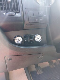 OBYTNÁ DODÁVKA PEUGEOT BOXER - SUPER VÝBAVA - 14