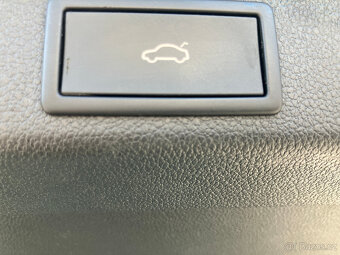 ŠKODA SUPERB 2,0TDI STYLE LED KŮŽE MANUÁL - 14