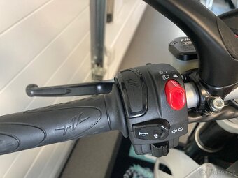 MV AGUSTA Brutale 1090 RR - 14