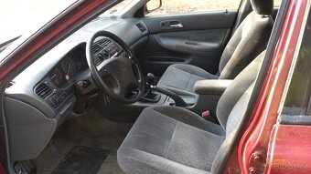 Honda Accord Aerodeck 2.2i automat - 154 000 KM - DVA VOZY - 14