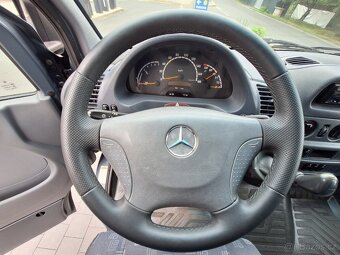 MERCEDES SPRINTER 316 4X4 2,7TD valník + bytná nástavba - 14