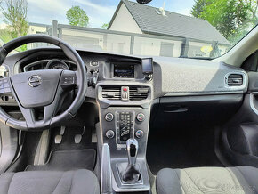 Volvo V40 2.0D Nordic 2017, DPH, tažné, 190.818 km - 14