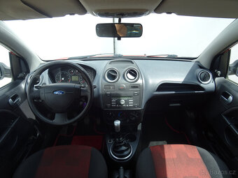 Ford Fiesta 1.3i,tažné zařízení,el.okna,auto do práce. - 14