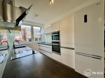 Pronájem bytu 3+kk 110 m², Blansko, ev.č. 00995 - 14