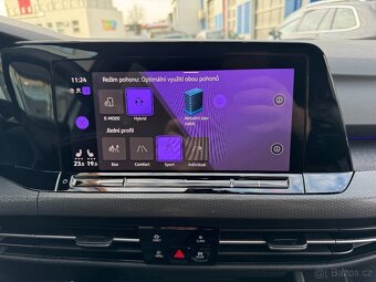 VW Golf 8 GTE Hatchback 1.4eTSI eHybrid 180kW - Zálohováno - 14