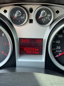 FORD FOCUS 1,6 16V - 14