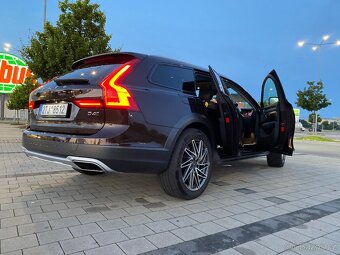 VOLVO V90 CROSS COUNTRY D4 - 14