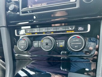 VW Golf VII Variant 1.4TSi 103kW NAVI Kessy VÝHŘEV Kamera - 14