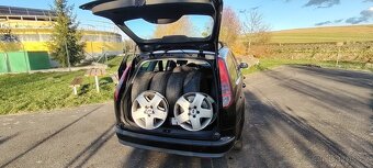 Ford Focus kombi 1.6i LPG STK 11/2026, r.v.2007,hezký stav - 14