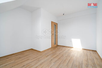 Prodej bytu 3+kk,Třebechovice pod Orebem, ul. Masarykovo nám - 14