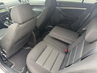 ŠKODA OCTAVIA II 1.9 TDI SPORTLINE - 14