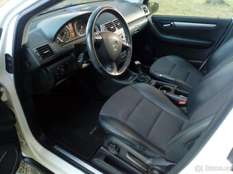 Mercedes-Benz Třídy A 180 CDI 80 KW - 14
