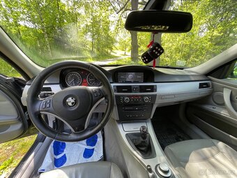 BMW E91 330d - 14