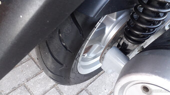 Yamaha X-Max 125 - 14