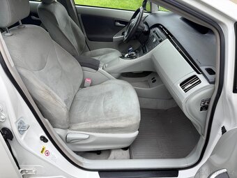 Toyota Prius, 2009, 1,8VVTi HSD 100kW, ČR, 1.maj, Automat - 14