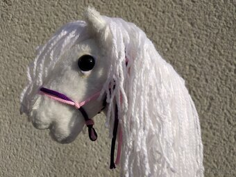 Hobby horse NOVÝ - 14