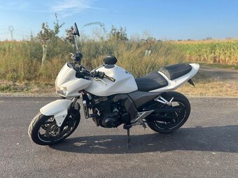 Kawasaki Z750 - 14