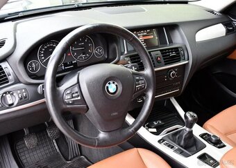 BMW X3 18d AUT. A/C KŮŽE TAŽNÉ - 14