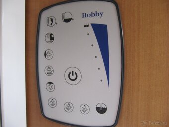 Prodám karavan Hobby 460 ufe,r.v.2010 + mover + předstan - 14