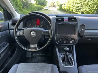 Volkswagen Golf V Combi 1.9 TDI 77kW Navi Tažné ALU R17 2009 - 14