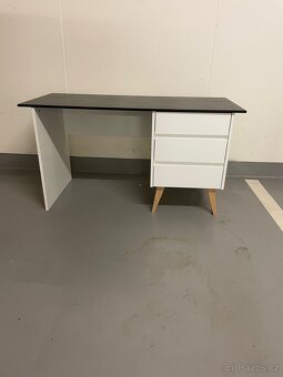 Psací stůl Pinio 137x62 cm - 14