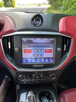 Maserati Ghibli 3.0 V6 Diesel - 14