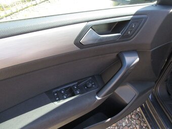 Volkswagen Touran, 1,5TSI-110KW-7-MÍSTNÝ-NOVÁ STK - 14