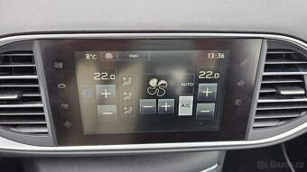 Peugeot 308, 2,0 HDi 110 kW PANORAMA - 14