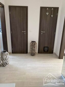 Pronájem moderně zařízeného bytu 2+kk na ul. Novosadský dvůr - 14