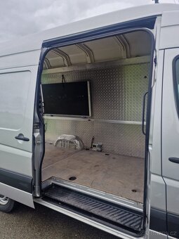 VW Crafter zvedací plošina  2.0 TDi 105  kw L2H3 2013 - 14