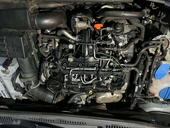 VW Touran 2.0 TDi - 14