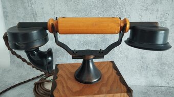 Starý telefon Tesla k dekoraci. - 14