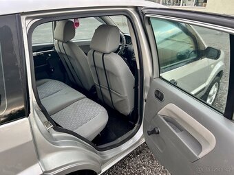 Ford Fusion - 14