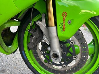 Kawasaki zx7r - 14