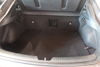 Hyundai  I30 Fastback 1.0 88kW Klima LED - 14