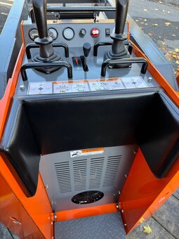 Smykový Nakladač, mininakladač, - 14