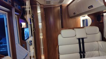 LAIKA KREOS 7009 2021 PRVNÍ MAJITEL - 14