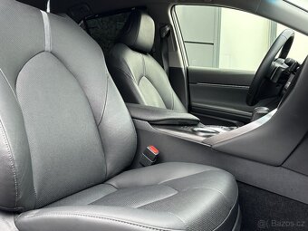 Toyota Camry 2024 - 14