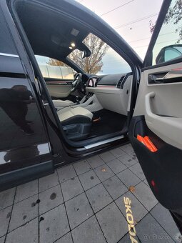 ŠKODA KAROQ STYLE+ VYHŘÍVANÉ SKLO - 14