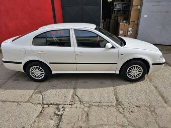 ŠKODA OCTAVIA 1,6 BENZIN - 14
