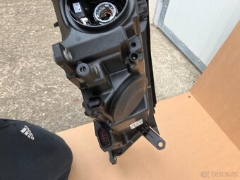 Xenon vw tiguan predni svetlo xenon pravy prave - 14
