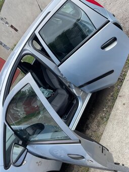 Mitsubishi Colt 1.1 - 14