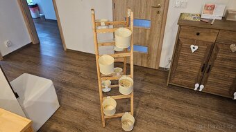 Závěsy, podstavce, stojany na rostliny - 14