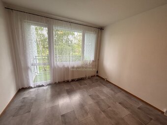 Rokycany – pronájem luxusního bytu 3+1 s lodžií - 14