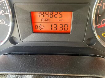 Fiat Grande Punto, 1,2 48kW, SERVISKA - 14