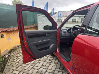 Suzuki Swift 1.3i 66kW 4x4 serviska - 14