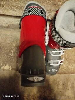 Dětské a juniorské lyže - 14