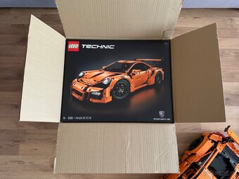 LEGO TECHNIC 42056 Porsche 911 GT3 RS - Z VÝSTAVKY - 14