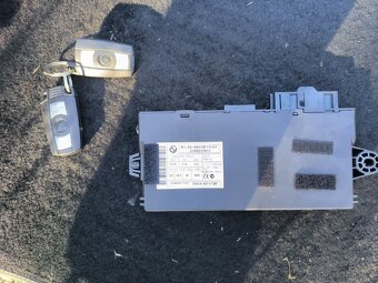BMW e90/91 330D - 14