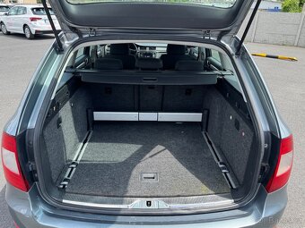 Škoda Superb 2.0 TDI 125kW / Keyless / Vyhř. sklo + sedačky/ - 14
